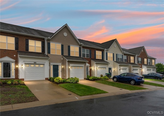 7439 Washington Arch Dr, Mechanicsville, VA 23111 - view of property with an attached garage and driveway