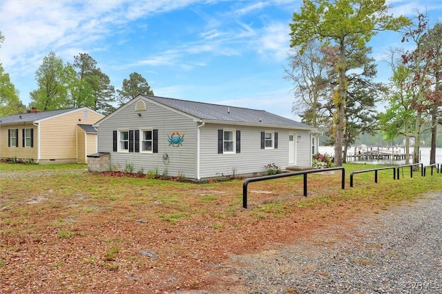 686 Shore Dr, Hartfield, VA 23071 - view of front of home