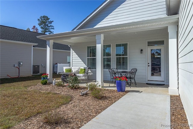 926 Old Saint Johns Rd, Irvington, VA 22480 - property entrance with covered porch
