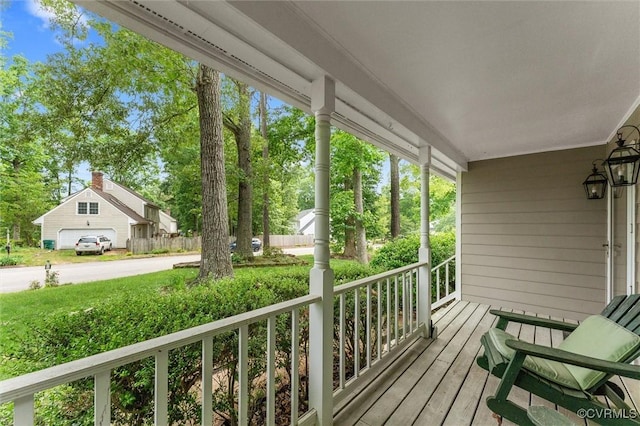 balcony featuring covered porch