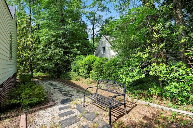 7290 Hill View Dr, Mechanicsville, VA 23111 - view of yard