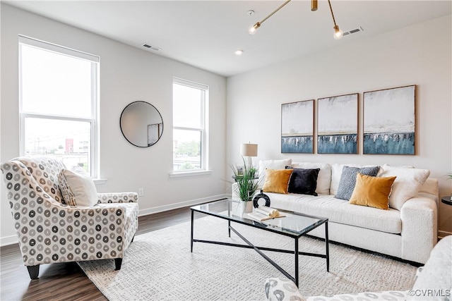 1900 Roseneath Rd Unit 9A, Richmond, VA 23230 - living room featuring wood finished floors and baseboards