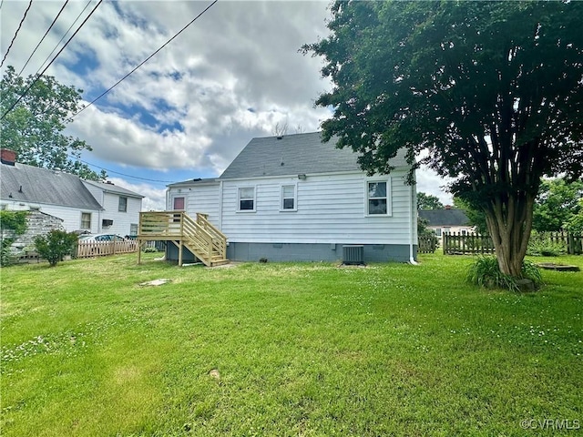2404 Parrish St, Henrico, VA 23231 - rear view of property with stairs and crawl space