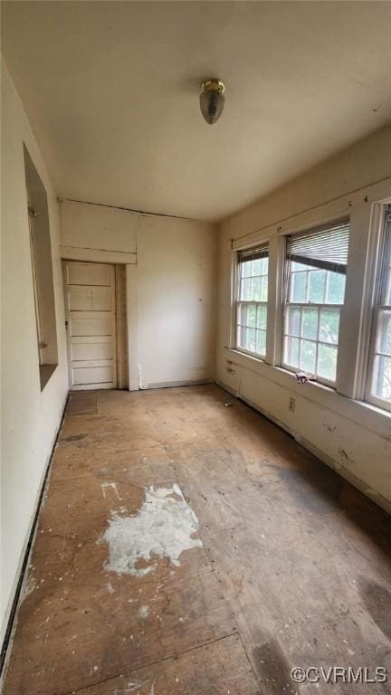213 E Leigh St, Richmond, VA 23219 - empty room with plenty of natural light