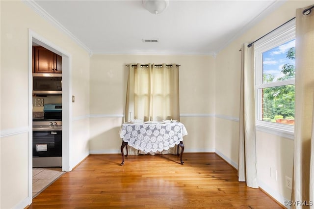 10970 Haverford Ln, North Chesterfield, VA 23236 - living area with light wood finished floors, ornamental molding, and baseboards