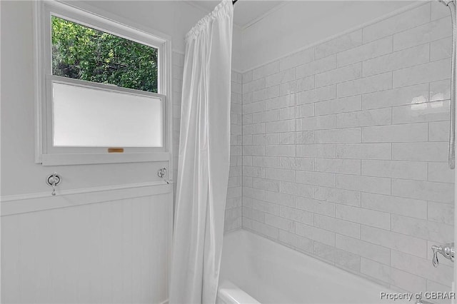 2480 Lees Neck Farm Rd, Saluda, VA 23149 - bathroom with shower / bath combo with shower curtain