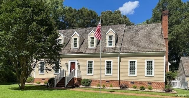 29507 Monroe Rd, Franklin, VA 23851 - cape cod-style house featuring crawl space, a front yard, and a chimney