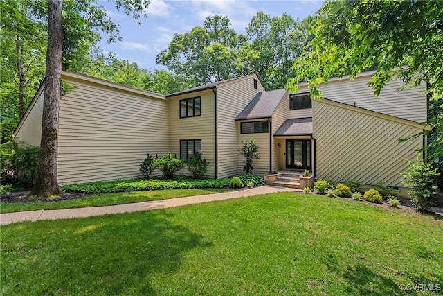 13700 Harbourwood Rd, Midlothian, VA 23112 - mid-century modern home featuring a front lawn