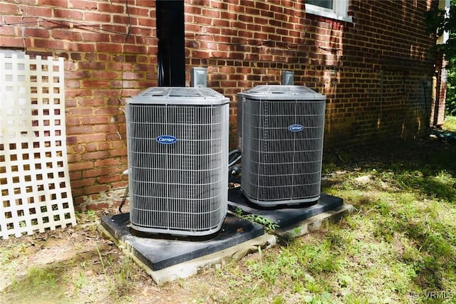 1006 N Main St, Farmville, VA 23901 - exterior view of brick siding and central AC unit