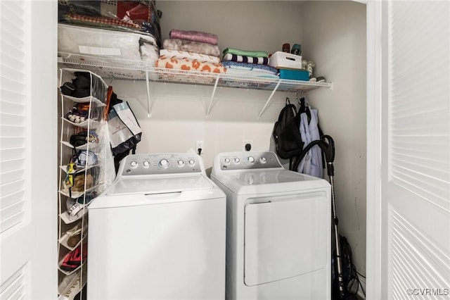 3700 Maze Runner Dr Unit 204, Midlothian, VA 23112 - laundry room with separate washer and dryer
