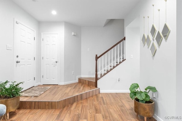 2603 Mountainberry Ct, Glen Allen, VA 23060 - foyer featuring stairway, wood finished floors, baseboards, and recessed lighting