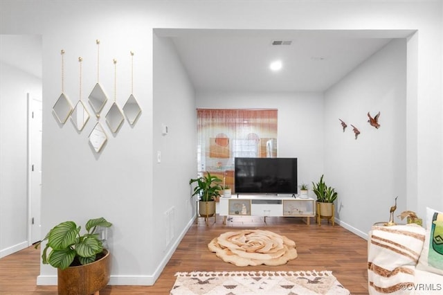 2603 Mountainberry Ct, Glen Allen, VA 23060 - living room with wood finished floors and baseboards