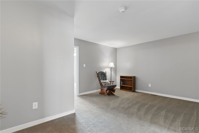 13524 Thomaswoods Ln, Ashland, VA 23005 - living area featuring carpet flooring and baseboards
