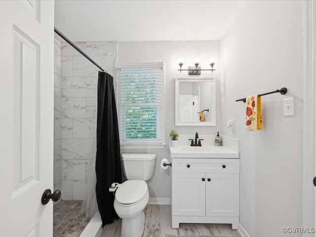 2004 Deer Meadow Ct, Chesterfield, VA 23112 - bathroom featuring vanity, toilet, curtained shower, and baseboards