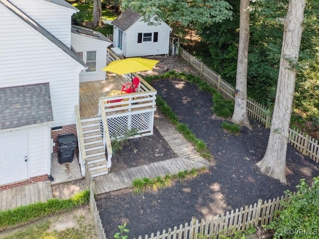 2004 Deer Meadow Ct, Chesterfield, VA 23112 - fenced backyard with a deck and an outdoor structure