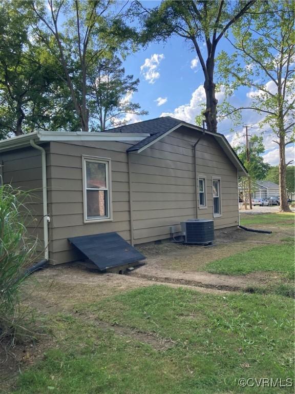 2517 Myron Ave, Chesterfield, VA 23237 - view of side of home featuring central AC