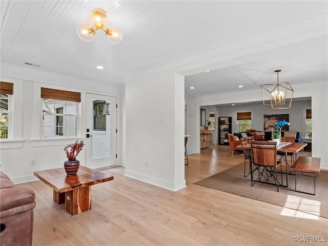 200 N Ridge Rd, Henrico, VA 23229 - living room featuring a chandelier, plenty of natural light, light wood-style floors, baseboards, and recessed lighting
