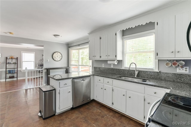 2207 Turtle Hill Cir, Midlothian, VA 23112 - kitchen featuring dishwasher, electric range oven, a sink, a peninsula, and white cabinets