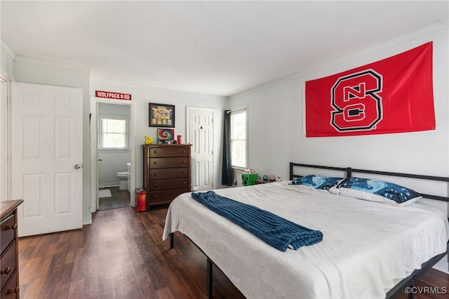 2207 Turtle Hill Cir, Midlothian, VA 23112 - bedroom featuring ornamental molding, dark wood-style floors, and a closet