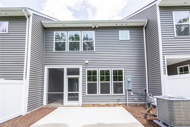 18709 Palisades Cove Trl, Moseley, VA 23120 - rear view of property featuring a patio area