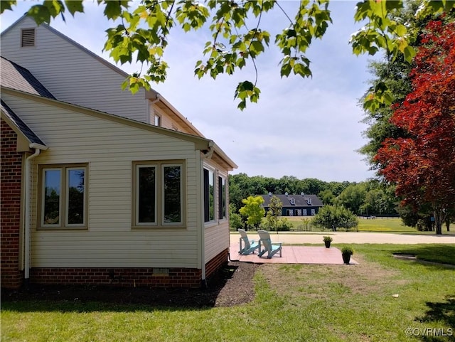 3249 N Maidens Rd, Maidens, VA 23139 - view of side of home with a yard and crawl space