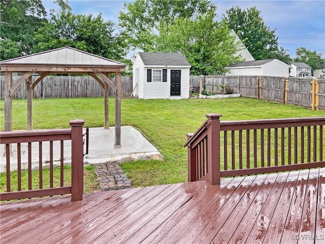 8069 Kiwi Ln, Mechanicsville, VA 23111 - deck with a patio area, an outbuilding, and a gazebo