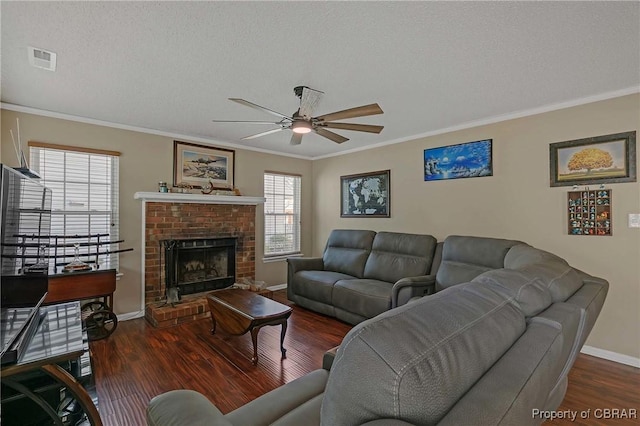 802 Westgate Ct, Newport News, VA 23602 - living area featuring ceiling fan, wood finished floors, baseboards, crown molding, and a textured ceiling