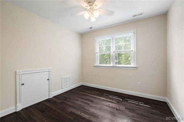 3904 Ambergrove Ave, Chesterfield, VA 23236 - unfurnished room featuring dark wood finished floors, a ceiling fan, and baseboards