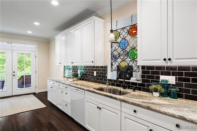 3904 Ambergrove Ave, Chesterfield, VA 23236 - kitchen featuring dishwasher, a sink, crown molding, dark wood-style floors, and recessed lighting