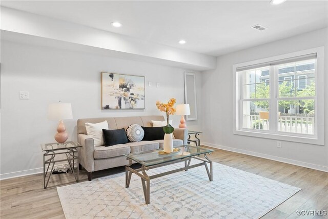 1117 N 31st St, Richmond, VA 23223 - living area featuring light wood-type flooring and recessed lighting
