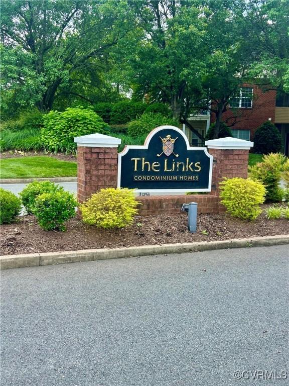 820 Brassie Ln Unit B, Glen Allen, VA 23059 - view of community sign