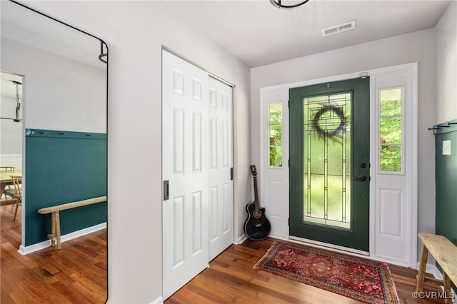 160 Woodland Trl, West Point, VA 23181 - foyer entrance with wood finished floors and baseboards
