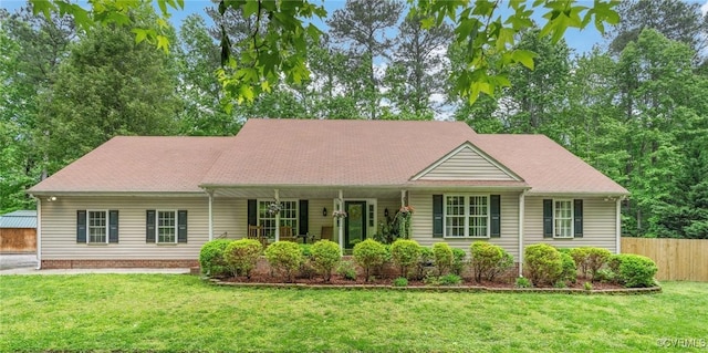 160 Woodland Trl, West Point, VA 23181 - single story home featuring covered porch