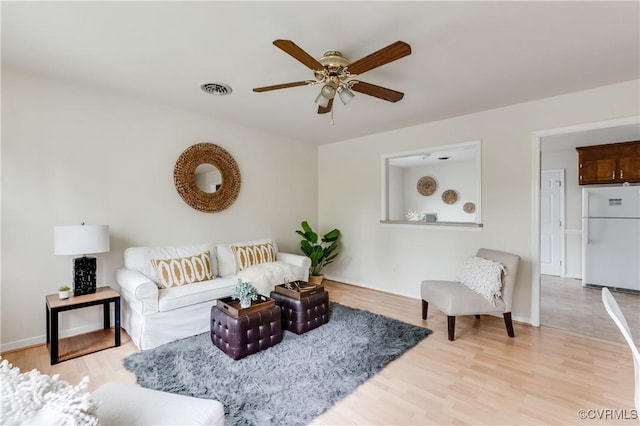 3307 Carlisle Ave, Hopewell, VA 23860 - living area with light wood-type flooring and a ceiling fan