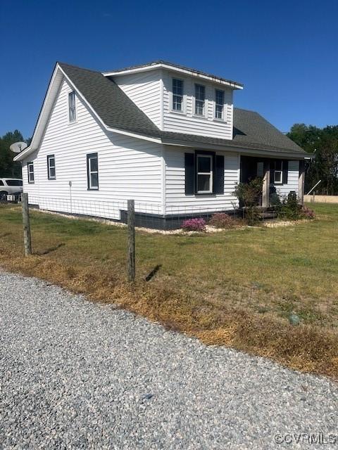 272 Deer Run Trl, Saint Stephens Church, VA 23148 - view of side of home featuring a lawn and a shingled roof