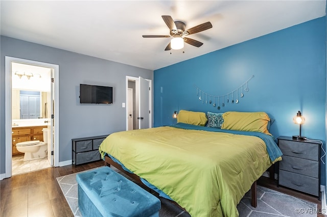 4710 Mason Rest Ct, Chesterfield, VA 23234 - bedroom featuring ensuite bath, baseboards, a ceiling fan, and wood finished floors