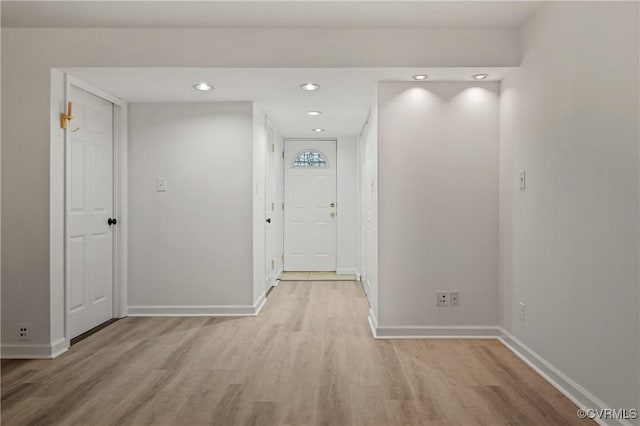 9901 Husting Ct, Chesterfield, VA 23832 - hall with light wood-style flooring, baseboards, and recessed lighting