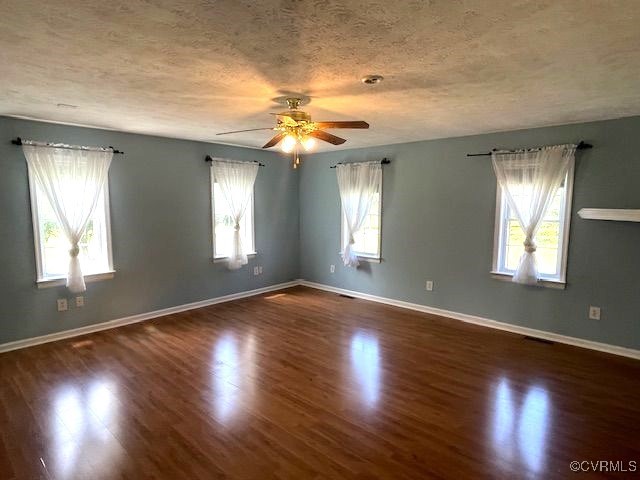 22290 Butterwood Rd, Dinwiddie, VA 23803 - photo 24