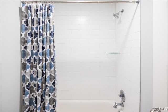 14104 Waters Edge Cir, Midlothian, VA 23112 - full bathroom with shower / bathtub combination with curtain