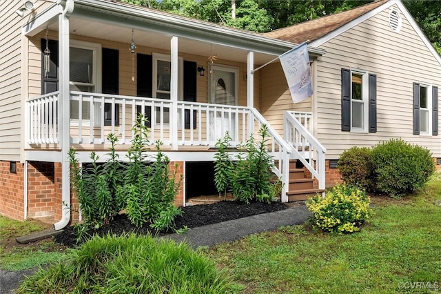 12203 King Cotton Ct, Midlothian, VA 23112 - view of front of house featuring covered porch and crawl space