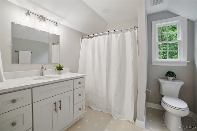 11320 Glendevon Rd, Chesterfield, VA 23838 - full bathroom with lofted ceiling, vanity, toilet, and a shower with curtain