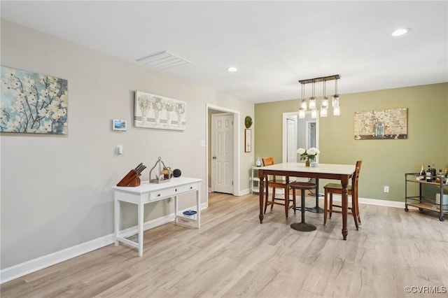 6286 Mcclellan Rd, Mechanicsville, VA 23111 - dining room featuring baseboards, light wood-style flooring, and recessed lighting