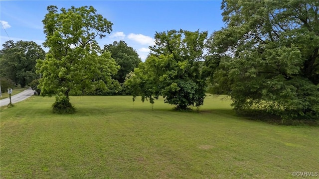 8606 Dorsey Rd, North Chesterfield, VA 23237