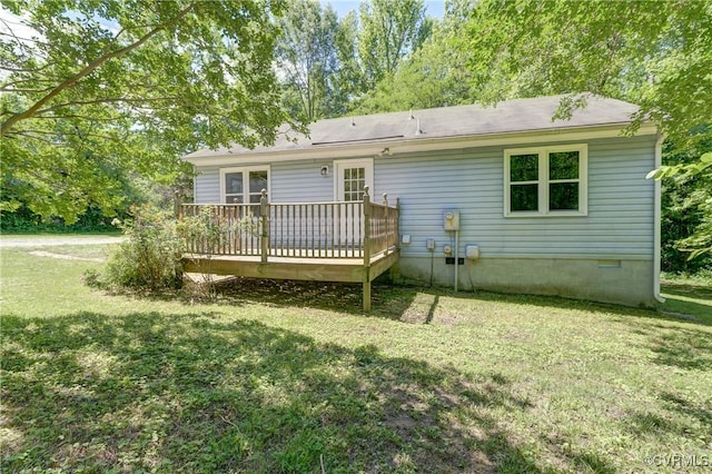 4509 Lockin Rd, Powhatan, VA 23139 - back of house featuring a deck, a yard, and crawl space
