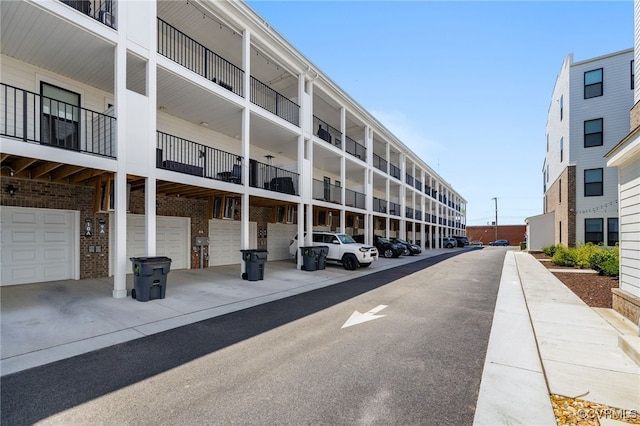 1900 Roseneath Rd Unit 8B, Richmond, VA 23230 - view of asphalt road