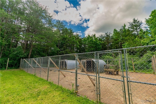 19083 Country Rd, Beaverdam, VA 23015 - surrounding community featuring a gate