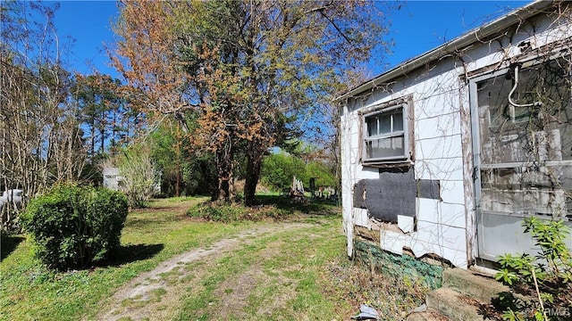 1989 Cox Rd, Nottoway, VA 23824 - view of yard