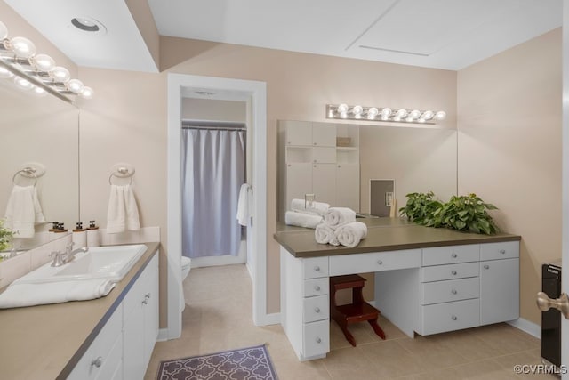 532 Fords Rd, Manakin Sabot, VA 23103 - bathroom with vanity, toilet, tile patterned floors, a shower with shower curtain, and baseboards