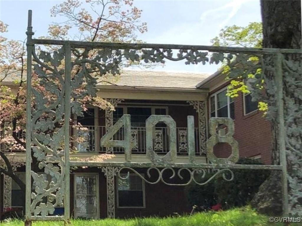 40181 Forest Hill Ave Unit U1, Richmond, VA 23225 - view of front of house featuring a balcony