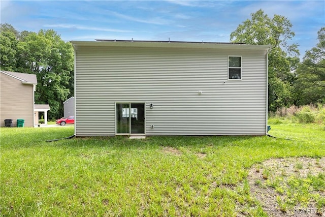 3612 Roselawn Ter, Hopewell, VA 23860 - rear view of house featuring a lawn